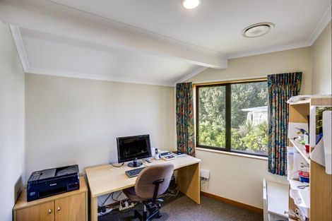 Photo of property in 19a Roslyn Road, Bluff Hill, Napier, 4110