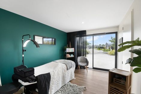 Photo of property in 7 Lesser Close, Rolleston, 7615