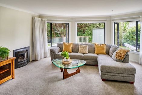 Photo of property in 14 Port Lane, Whitby, Porirua, 5024