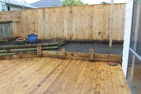 Photo of property in 2 Ware Place, Pakuranga Heights, Auckland, 2010