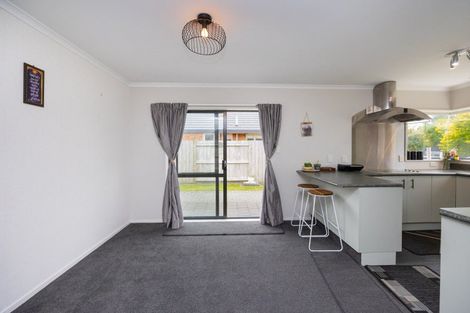 Photo of property in 10 Parnell Heights Drive, Kelvin Grove, Palmerston North, 4414