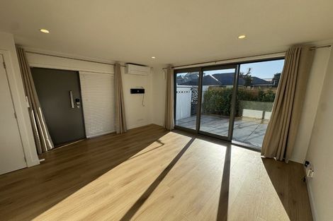 Photo of property in 361 Marine Parade, New Brighton, Christchurch, 8061