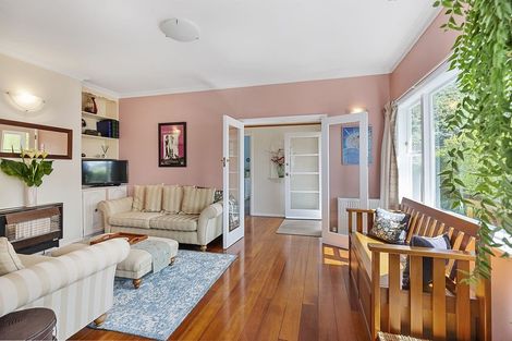 Photo of property in 31 Chester Road, Tawa, Wellington, 5028