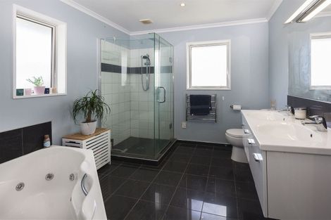 Photo of property in 66b Derby Street, St Albans, Christchurch, 8014