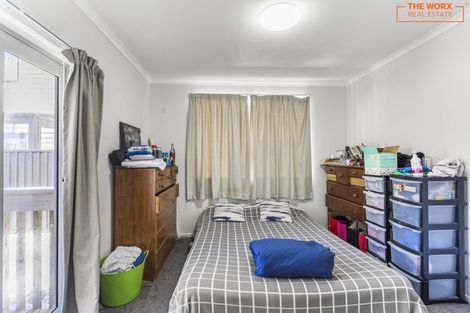 Photo of property in 10a Cambridge Road, Manurewa, Auckland, 2102