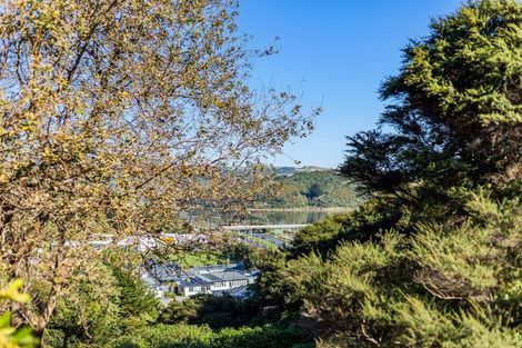 Photo of property in 15 Kiriwai Road, Paremata, Porirua, 5024