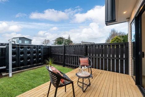 Photo of property in 1/9 Blanes Road, Weymouth, Auckland, 2103