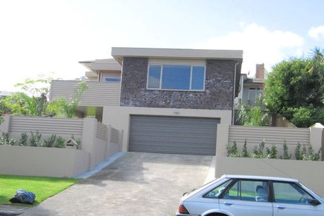 Photo of property in 2a Lynton Road, Bucklands Beach, Auckland, 2012