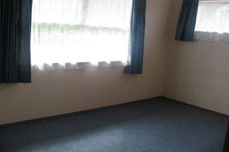 Photo of property in 28 Rosalind Road, Glenfield, Auckland, 0629