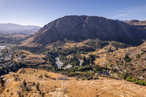 Photo of property in 12 Crow's Nest Road, Arthurs Point, Queenstown, 9371