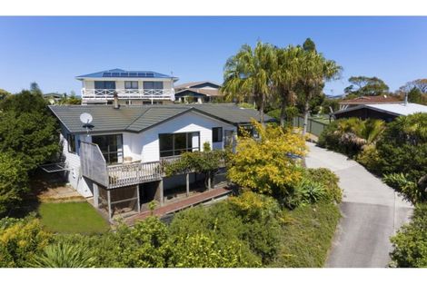 Photo of property in 31 Mellsop Avenue, Waiuku, 2123