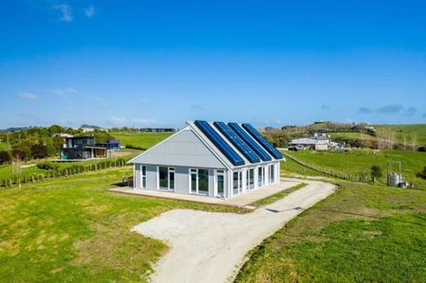Photo of property in 635 Settlement Road, Kaiwaka, 0573