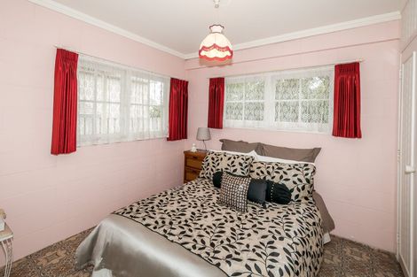 Photo of property in 1/209 Onewa Road, Birkenhead, Auckland, 0626