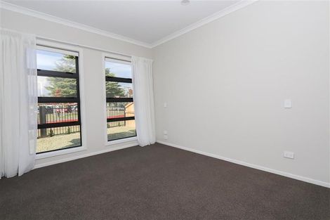 Photo of property in 2u1 Lambert Court, Glenview, Hamilton, 3206