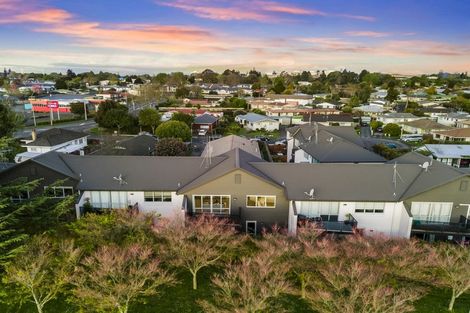 Photo of property in 11/6u Page Place, Hamilton East, Hamilton, 3216