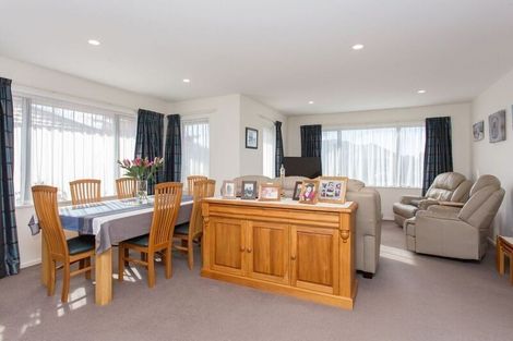 Photo of property in 15 Mahlet Street, Northwood, Christchurch, 8051