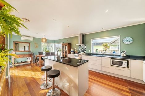 Photo of property in 33 Milton Street, Trentham, Upper Hutt, 5018