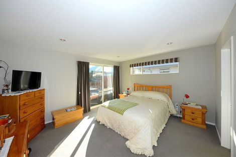 Photo of property in 11 Oratia Grove, Northwood, Christchurch, 8051