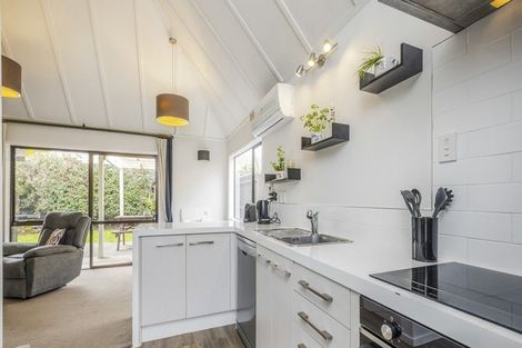 Photo of property in 12/58 Manuroa Road, Takanini, 2112