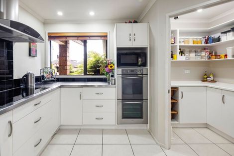 Photo of property in 20 San Clemento Way, Rototuna, Hamilton, 3210