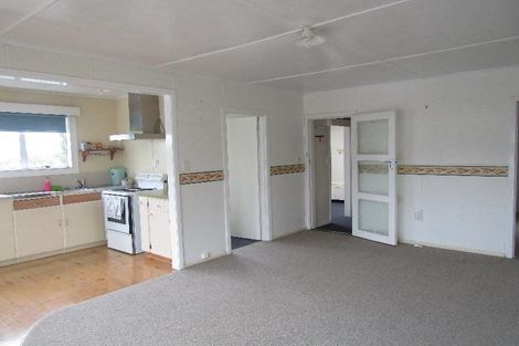Photo of property in 38 Puriri Street, Hilltop, Taupo, 3330