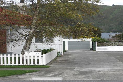 Photo of property in 22b Rata Street, Naenae, Lower Hutt, 5011