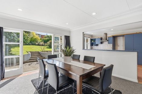 Photo of property in 11 Pioneer Crescent, Helensburgh, Dunedin, 9010