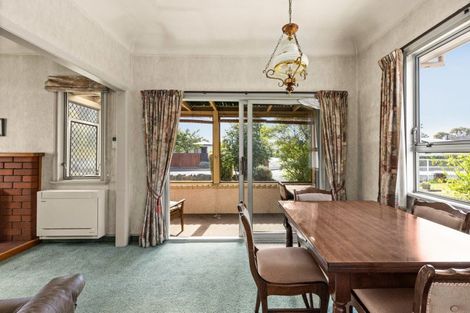 Photo of property in 12 Anzac Avenue, Onekawa, Napier, 4110