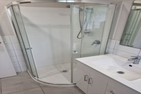 Photo of property in 1/19a Ribblesdale Road, Henderson, Auckland, 0612