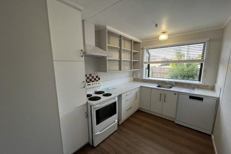 Photo of property in 28 Watson Street, Strandon, New Plymouth, 4312