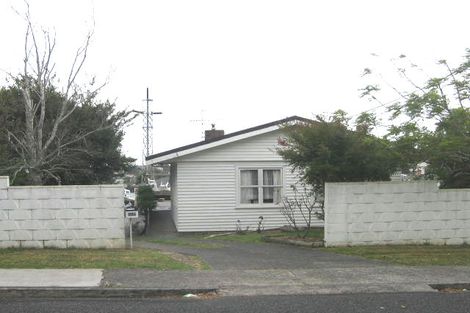 Photo of property in 1/20 Edgeworth Road, Glenfield, Auckland, 0629