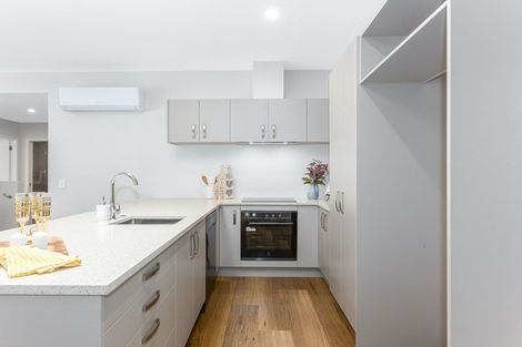 Photo of property in 8 Tradewinds Drive, Whitby, Porirua, 5024