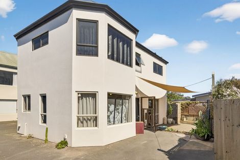 Photo of property in 2/44 Shakespeare Road, Waltham, Christchurch, 8023