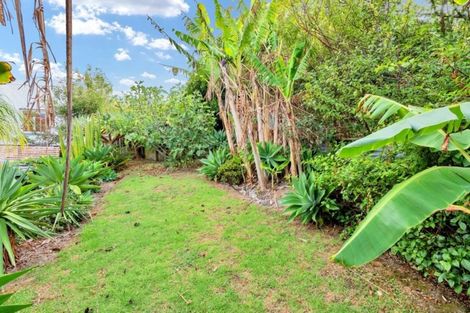 Photo of property in 19 Porter Crescent, Helensville, 0800