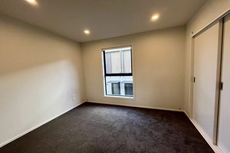 Photo of property in 10/506 Glenfield Road, Bayview, Auckland, 0629