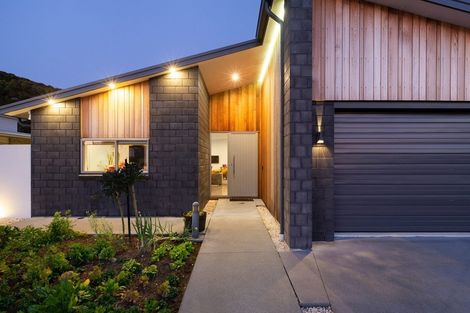 Photo of property in 261 Lakes Boulevard, Pyes Pa, Tauranga, 3112