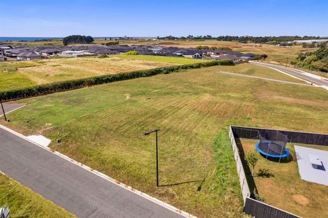 Photo of property in 14 Roka Street, Bell Block, New Plymouth, 4312