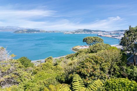 Photo of property in 8 Ranikhet Way, Khandallah, Wellington, 6035