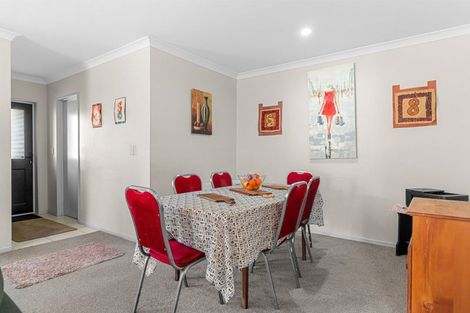 Photo of property in 82 Ridgeway Drive, Te Kamo, Whangarei, 0112