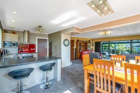 Photo of property in 18 Bullar Street, Grasmere, Invercargill, 9810