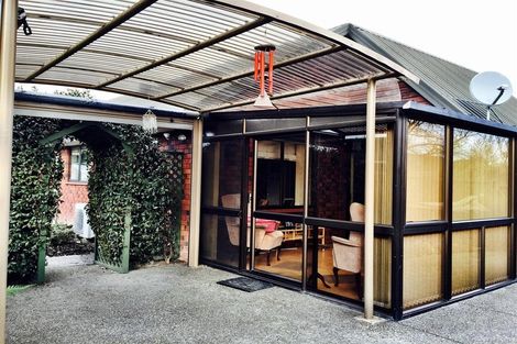 Photo of property in 3 Elsom Lane, Avonhead, Christchurch, 8042