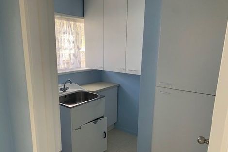 Photo of property in 25 Tamahere Drive, Glenfield, Auckland, 0629