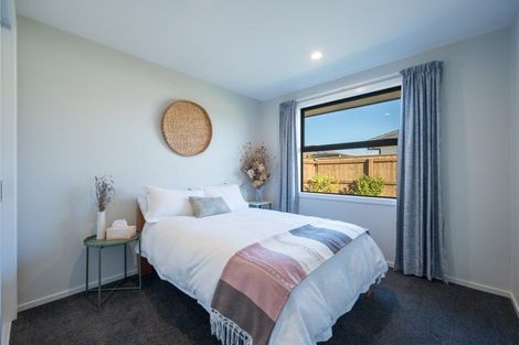 Photo of property in 5 Esher Lane, Richmond, 7020