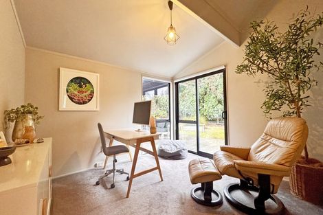 Photo of property in 15 Harper Street, Chatswood, Auckland, 0626