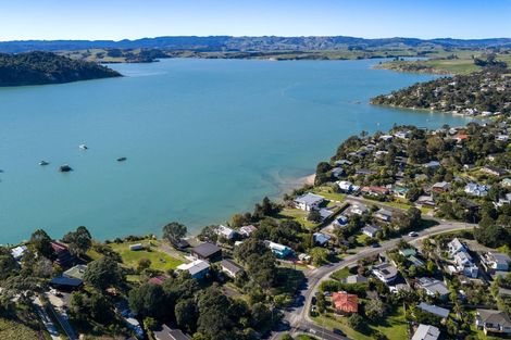 Photo of property in 49 Government Road, Raglan, 3225