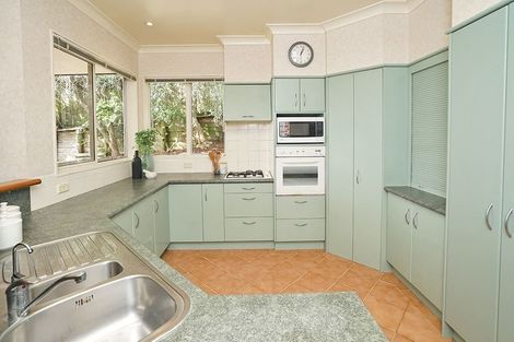 Photo of property in 52 Greenfield Drive, Western Heights, Hamilton, 3200