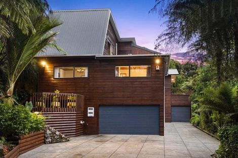 Photo of property in 280 Shaw Road, Titirangi, Auckland, 0604