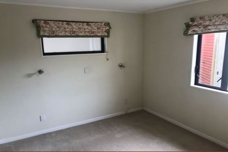 Photo of property in 190 Orangi Kaupapa Road, Northland, Wellington, 6012