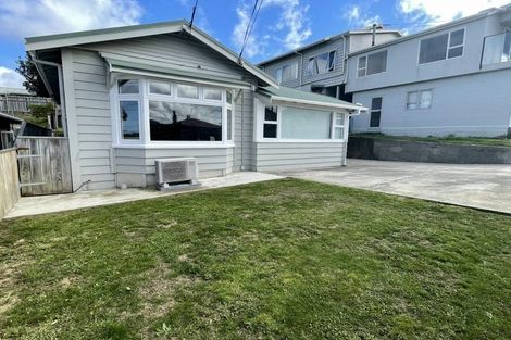 Photo of property in 50 Tirangi Road, Rongotai, Wellington, 6022