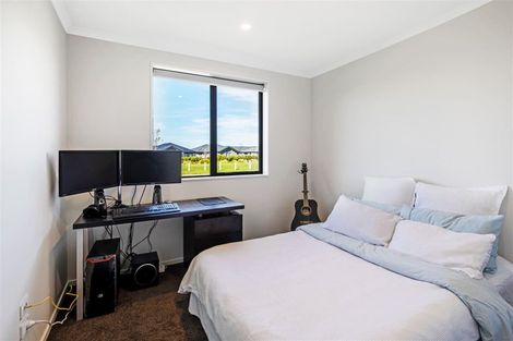 Photo of property in 106 Haymakers Crescent, Rolleston, 7614